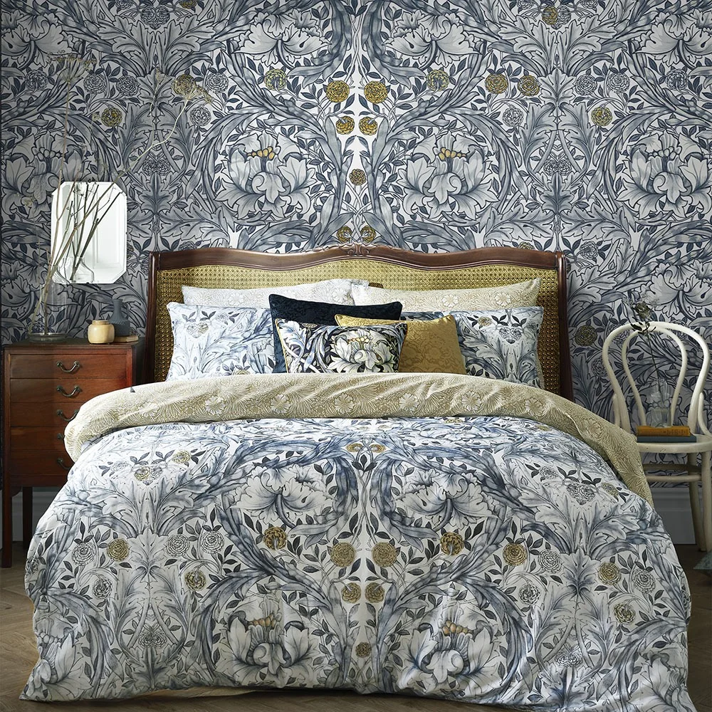 Graham & Brown William Morris At Home 125400 Tapet African Marigold Blue Fixed Size Mural Vit/svart