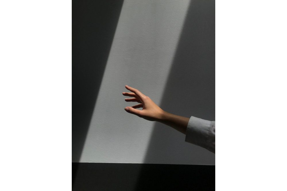 Poster Reaching Hand 50x70 cm